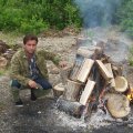 Уж каких прутиков насобирали, таких и наложили в костер.
            