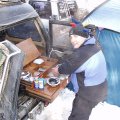 
              После мойки, тарелки тщательно смазываются WD-40, дабы на ходу не скрипели.
            