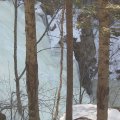 
              Собственно сами замерзшие водопады. Злобные альпинисты успели тут натянуть свою веревку. Спускаться и изучать местность нет времени, нас ждет бездорожье.
            